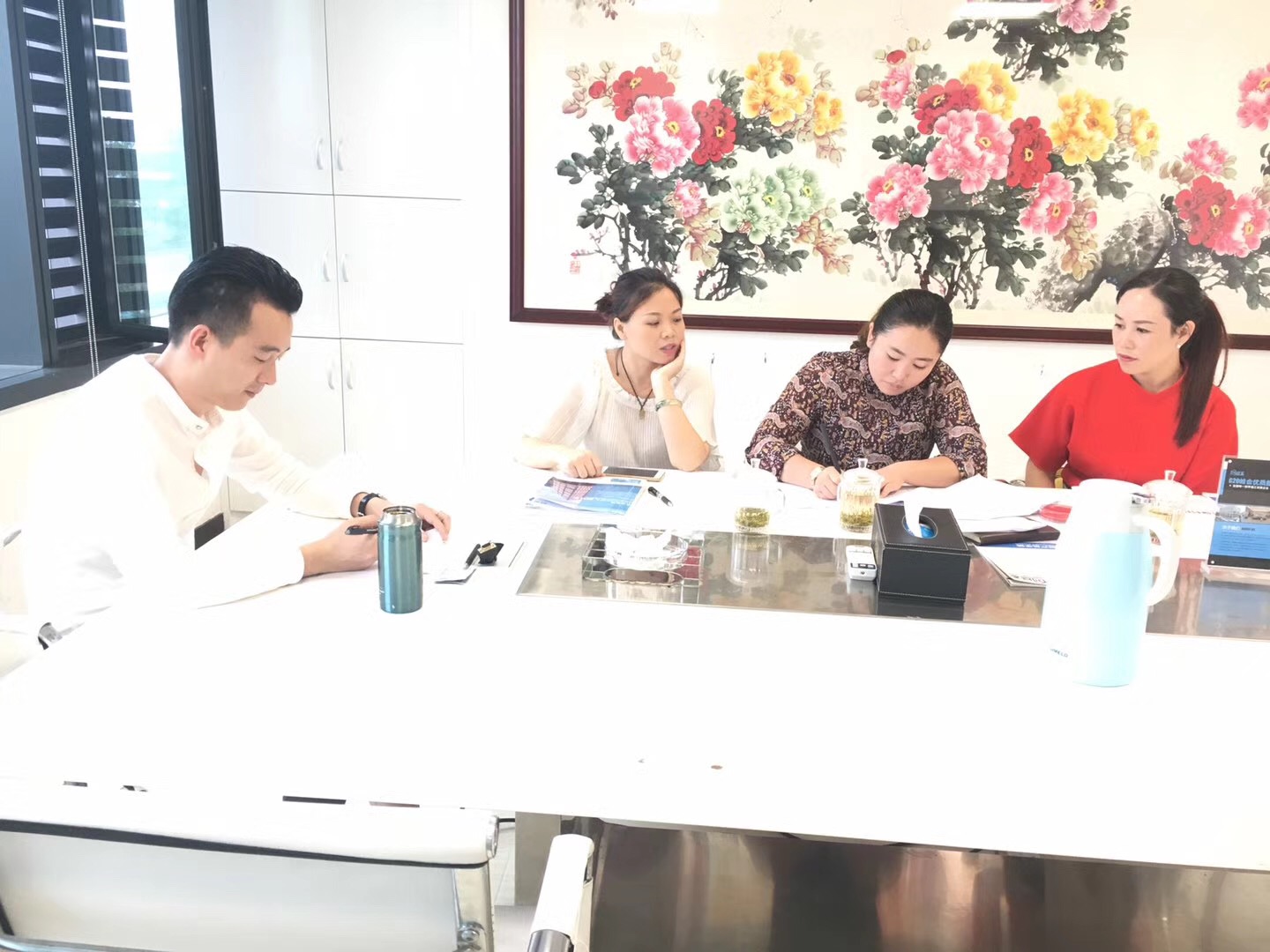 熱烈祝賀賀總團隊簽約創綠家重慶市區級代理！